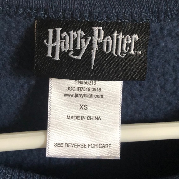 Hogwarts pullover - Picture 3 of 3